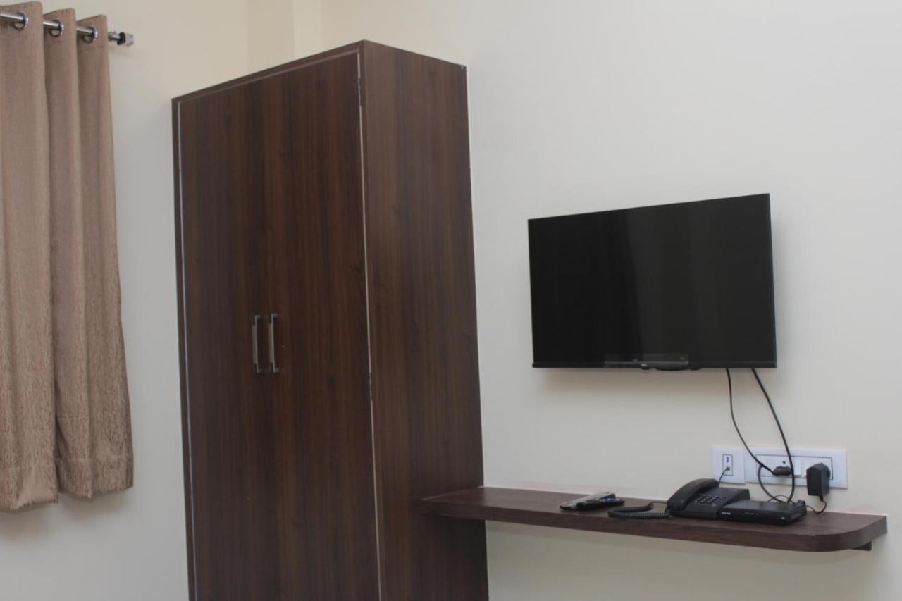 Sanjiva Suites Calcutta  Esterno foto