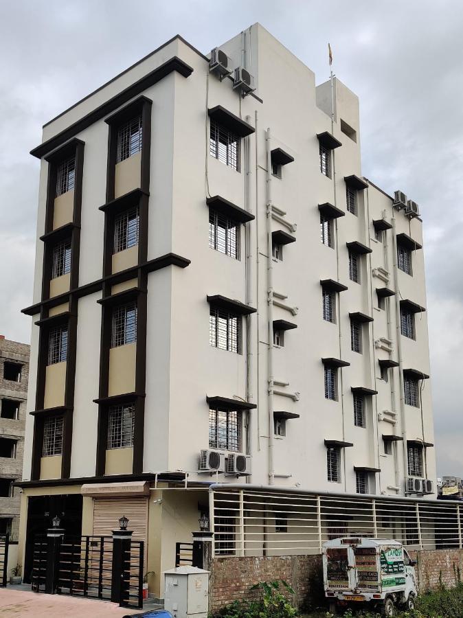 Sanjiva Suites Calcutta  Esterno foto