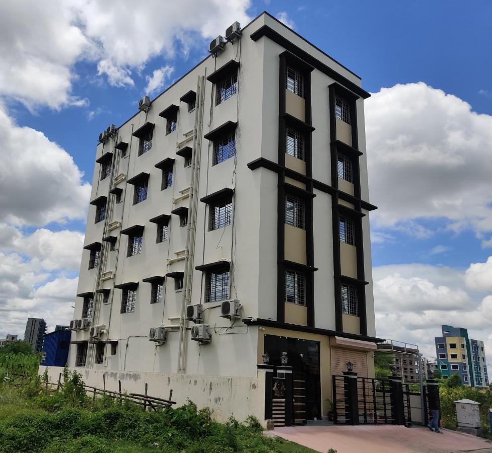 Sanjiva Suites Calcutta  Esterno foto